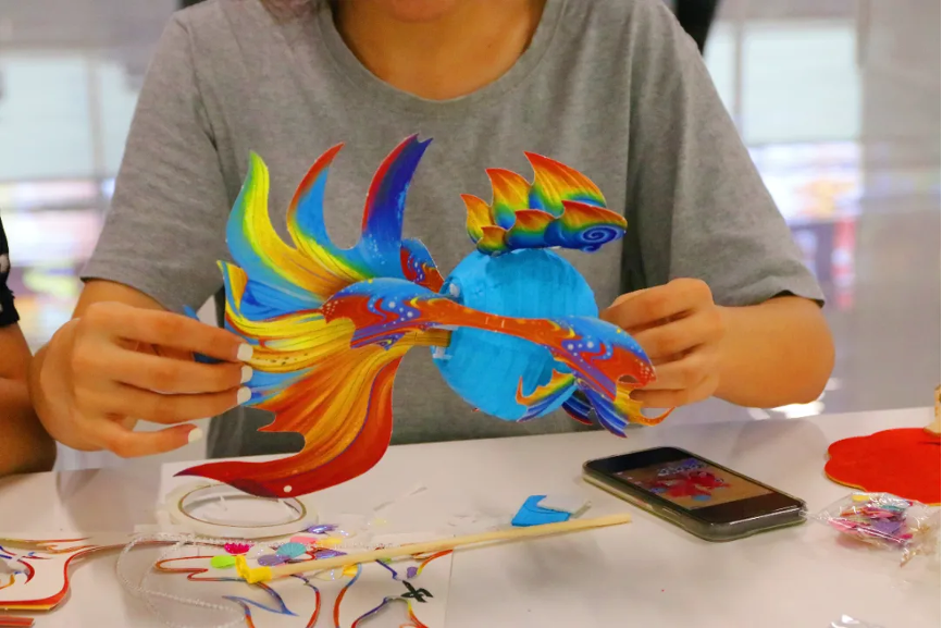 探寻世界的中秋 华人青年共话佳节5.png