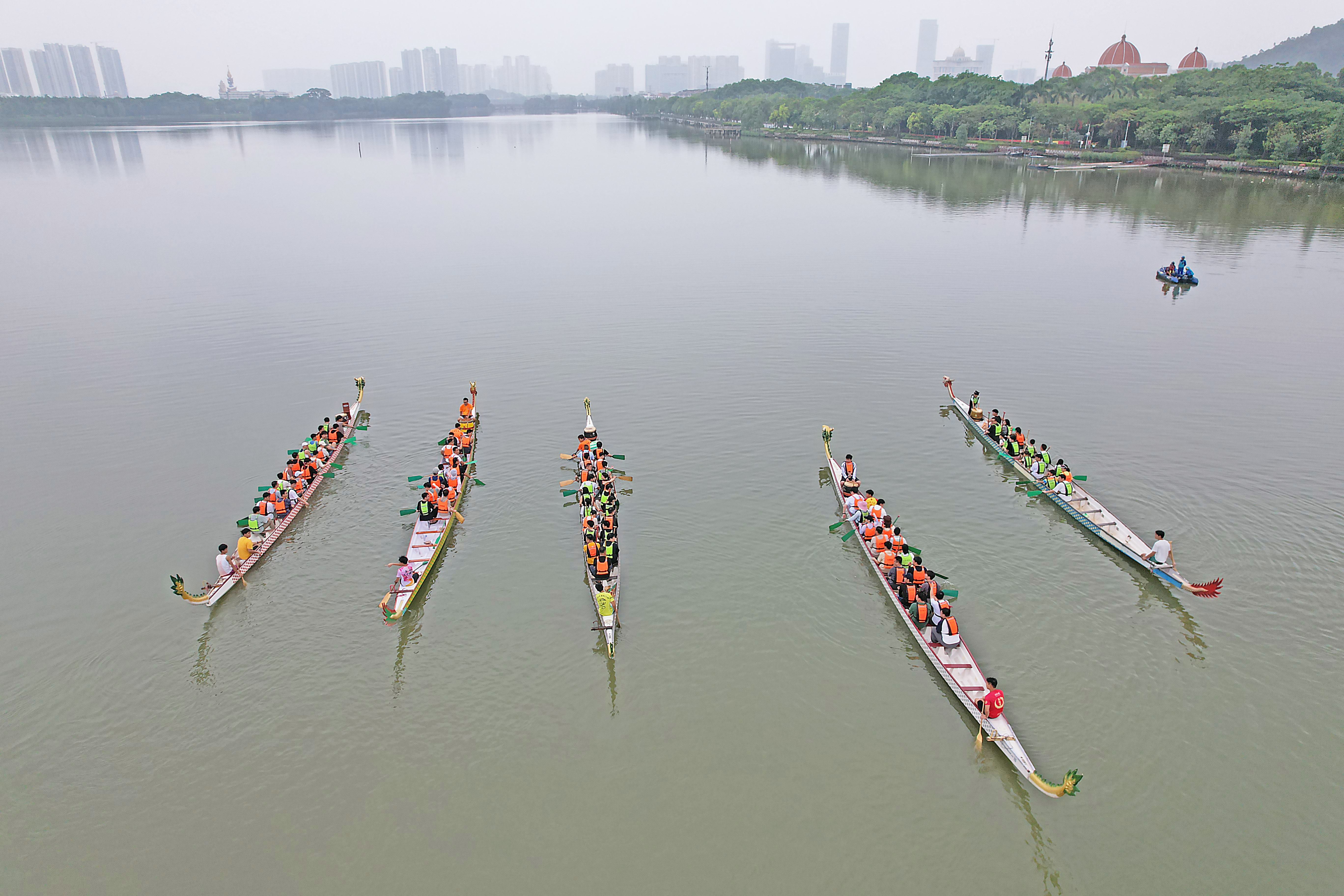 同心挥桨 华南激浪|超燃竞渡“粤”动四秩风华5.jpg