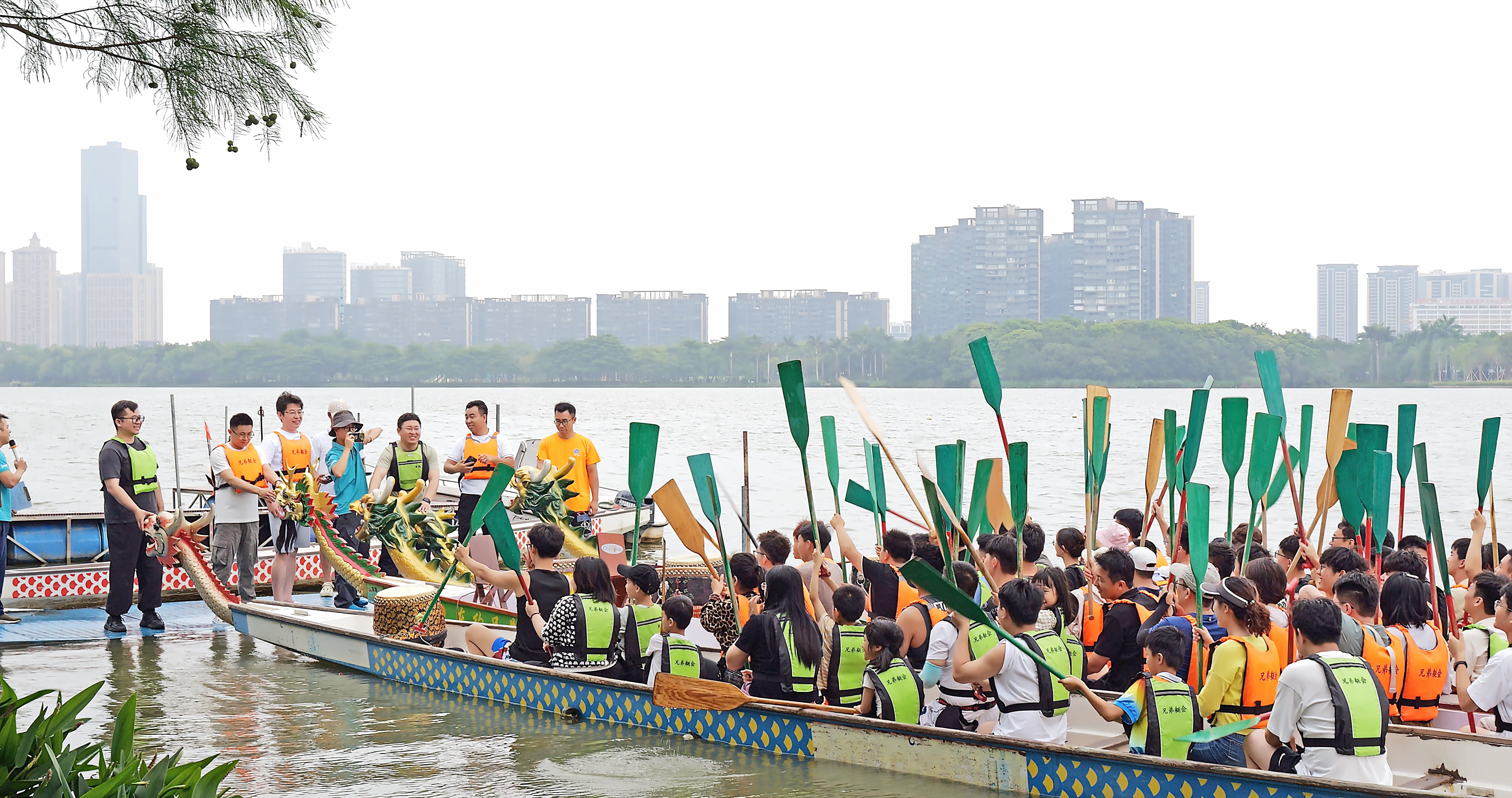 同心挥桨 华南激浪|超燃竞渡“粤”动四秩风华4.jpg