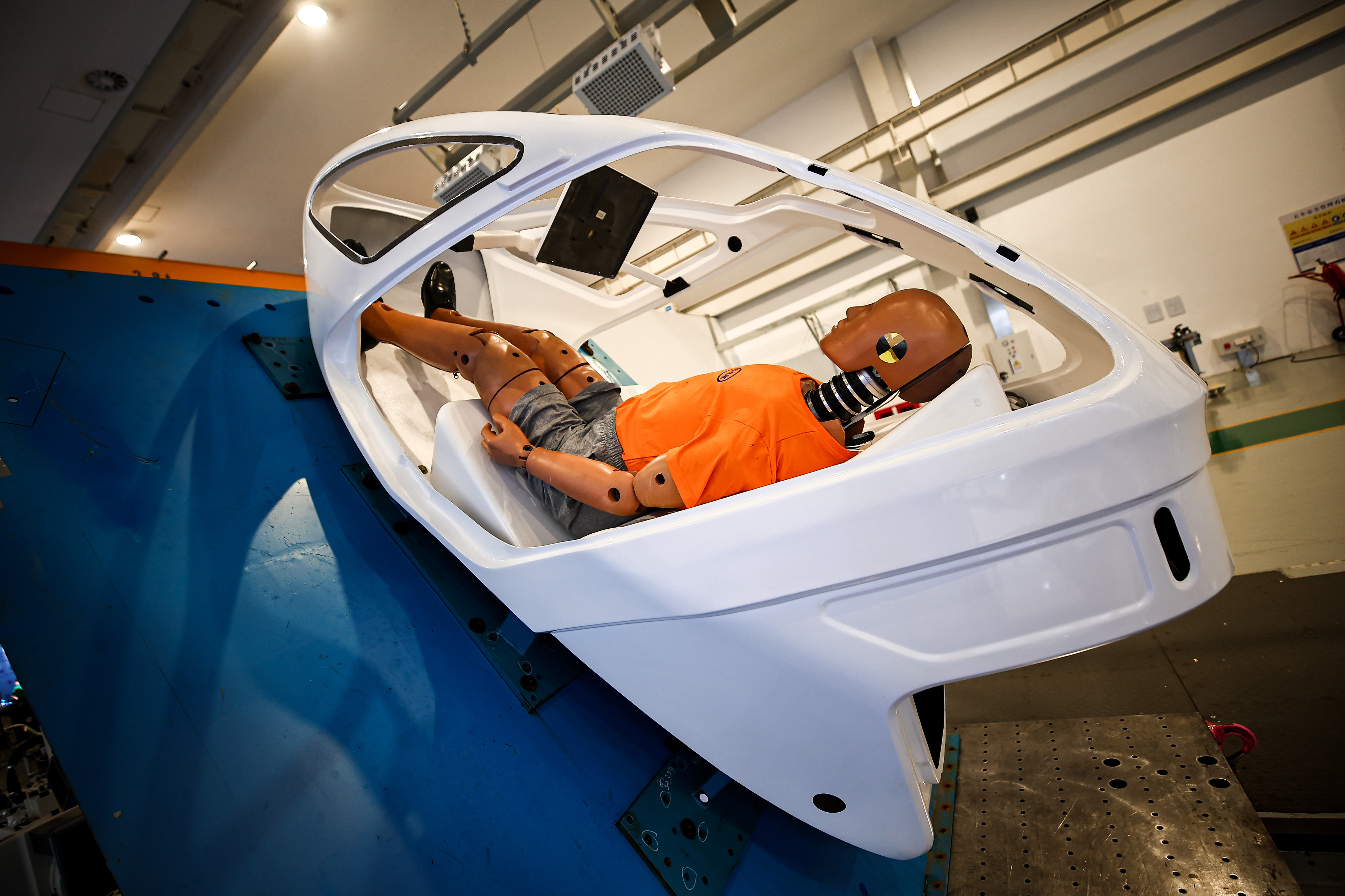 低空經(jīng)濟(jì)與汽車產(chǎn)業(yè)融合發(fā)展大會成功舉辦6.jpg 低空經(jīng)濟(jì)與汽車產(chǎn)業(yè)融合發(fā)展大會成功舉辦6.jpg