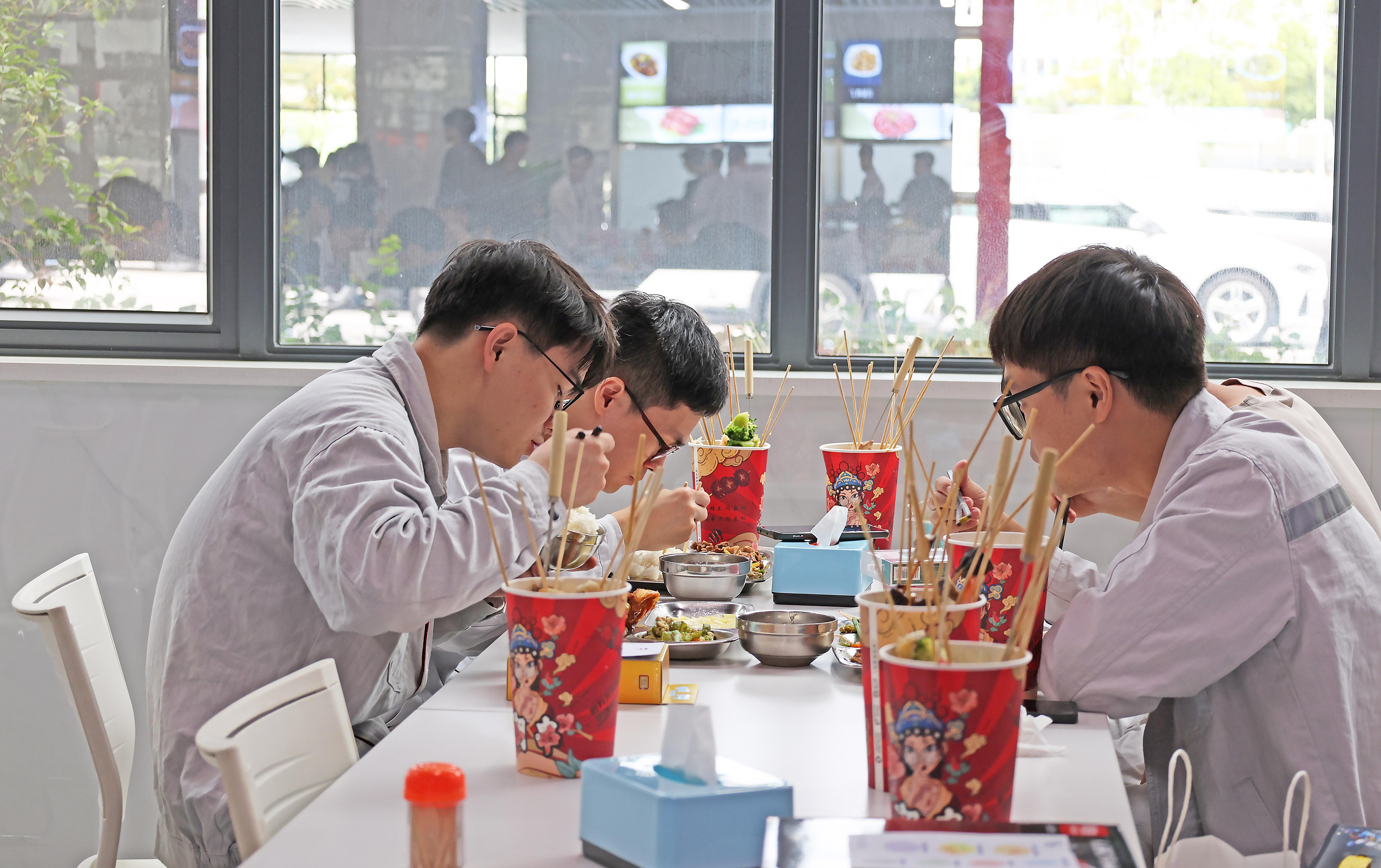凝心聚力 共赢冲刺 | 员工嘉年华燃动全年收官季11.jpg